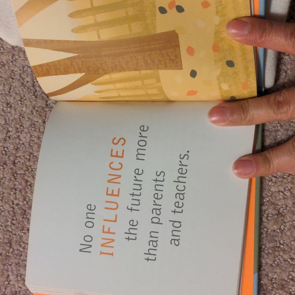 Bundle of Teacher Cosmetic Pouch with Starbucks Cold Cup and Book NWOT - Picture 9 of 9